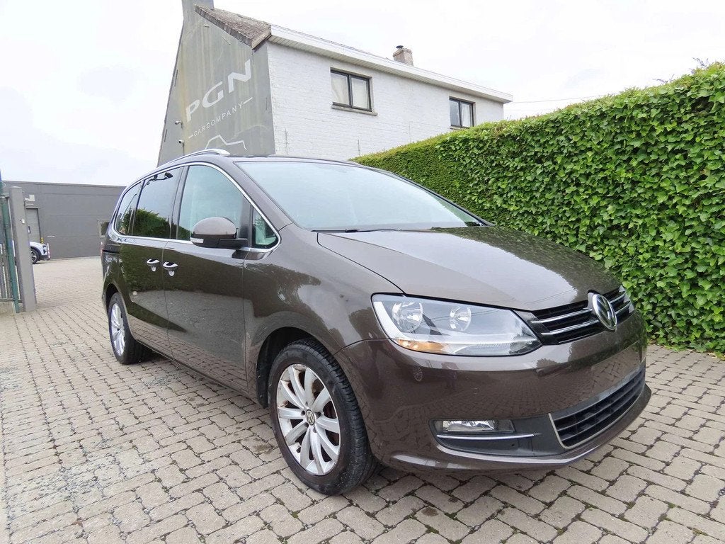 Volkswagen Sharan Sharan 2.0 TDi SCR Highline (bj 2016), Gebruikt, 4 cilinders, Bedrijf, 5 deurs