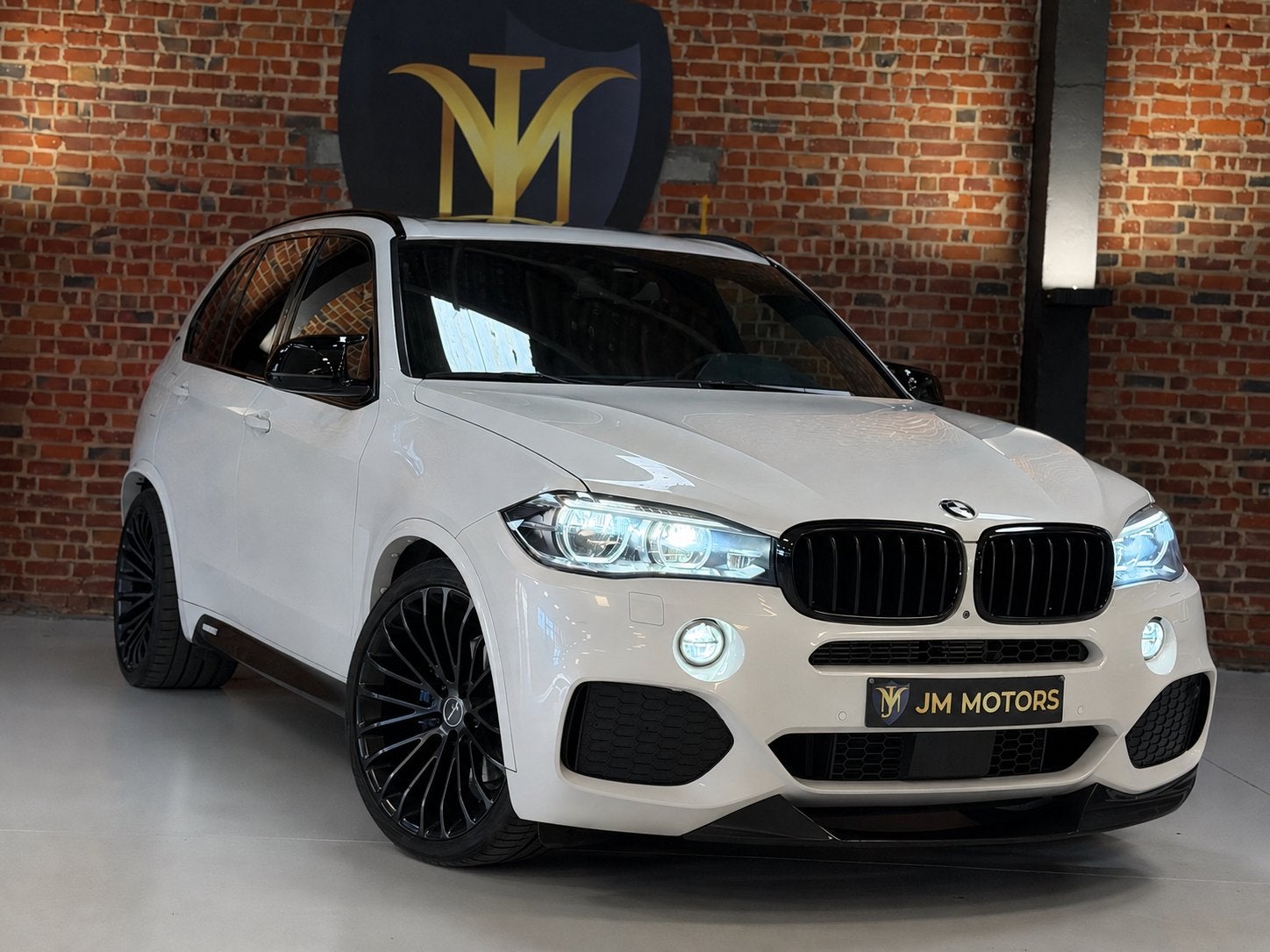 BMW X5 xDrive 40e • Style performance M-Pack • Full Option, Autos, Cuir, Achat, Entreprise, Carnet d'entretien