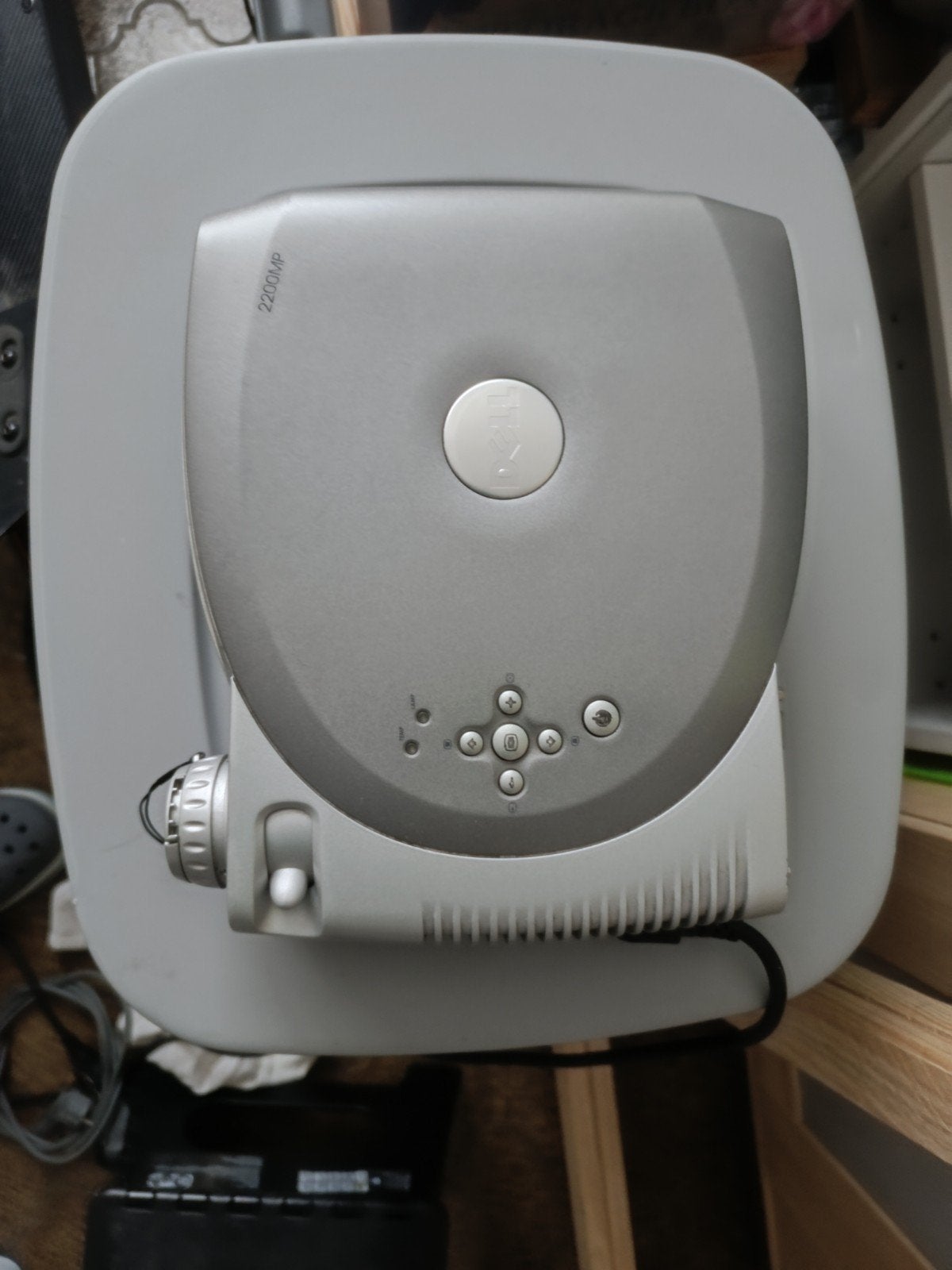 DRINGEND: DELL-projector van 2200 MP, Ophalen of Verzenden, Zo goed als nieuw, DELL