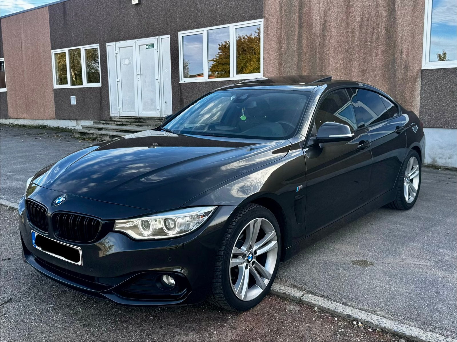 Bmw 418d boite auto parfait état, Autos, Euro 6, Ordinateur de bord, Entretenue par le concessionnaire, Noir