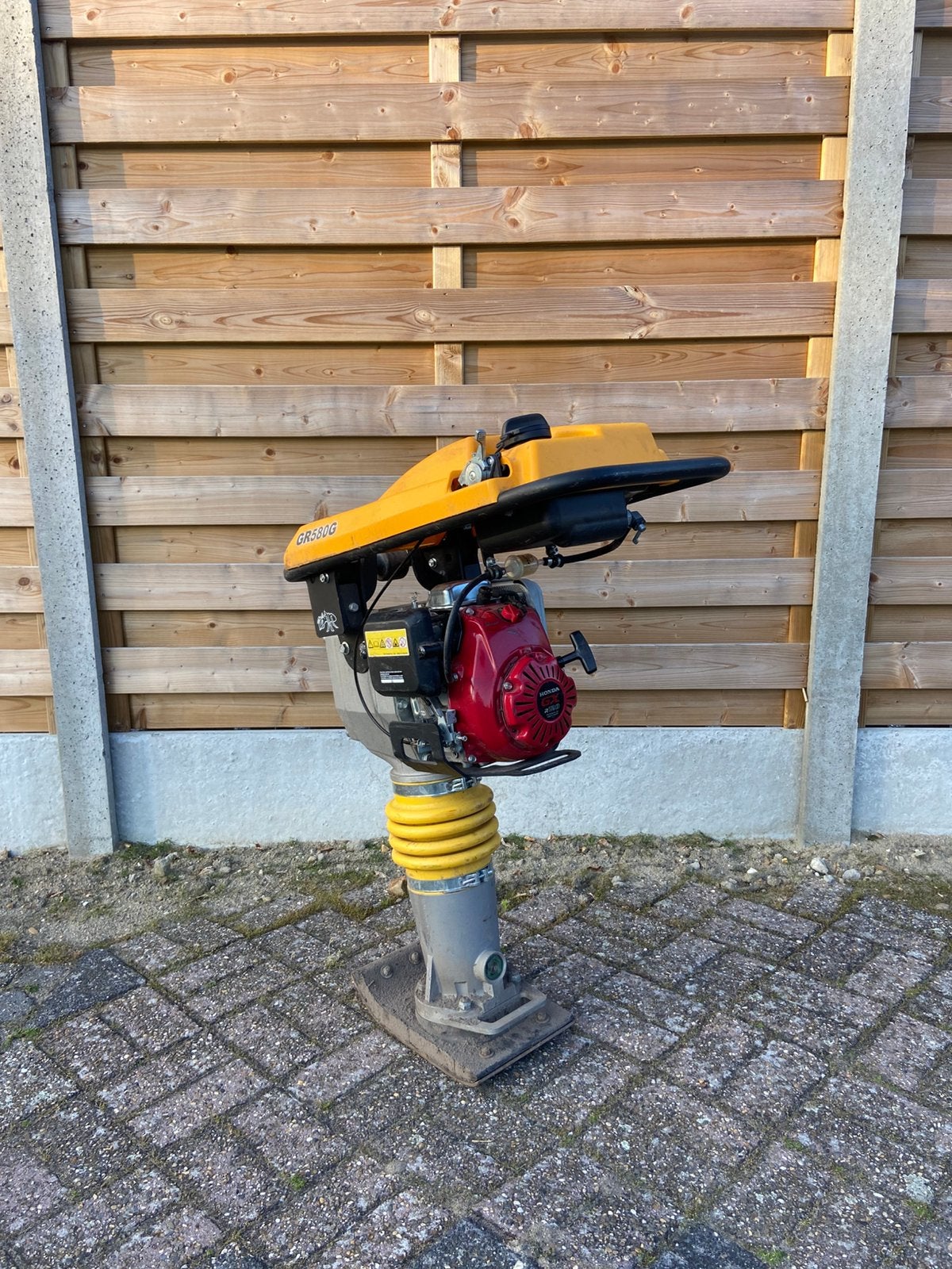 Giant GR580G Trilstamper 2024, Jardin & Terrasse, Outils à main, Enlèvement, Comme neuf