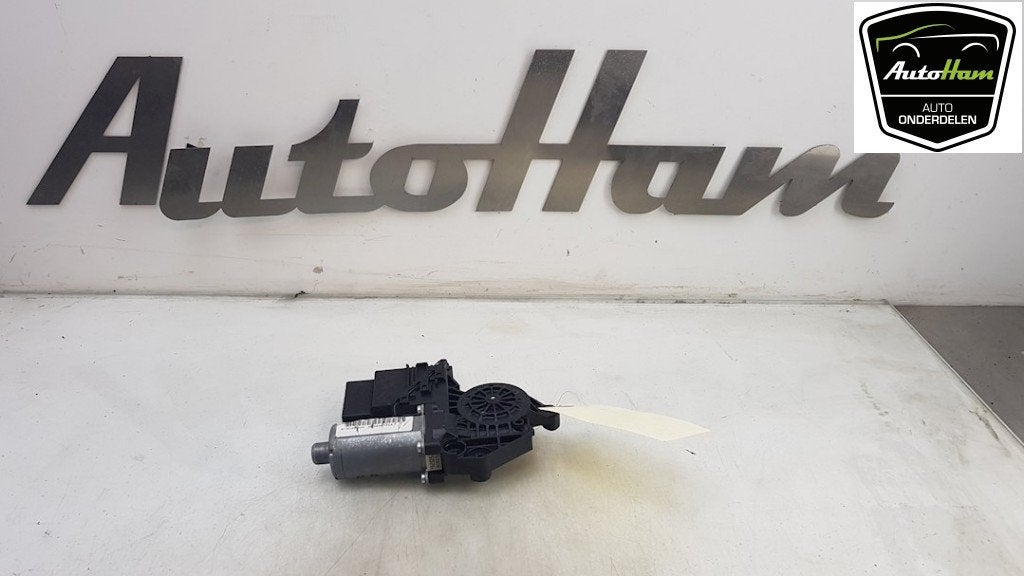 MOTEUR LEVE VITRE ELECTRIQUE Volkswagen Touran (1T1 / T2), Autos : Pièces & Accessoires, Carrosserie & Tôlerie, Utilisé, Volkswagen