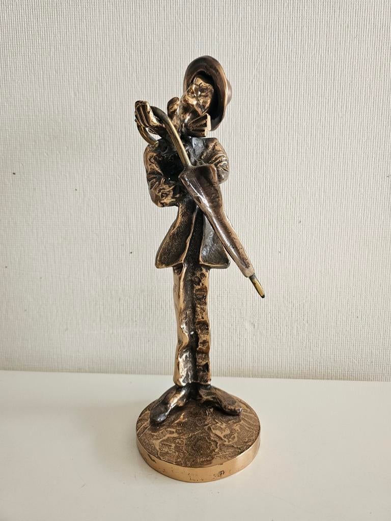 Yves Lohé bronzen beeld
Gesigneerd
33cm hoog
11cm breedte, Antiek en Kunst, Ophalen