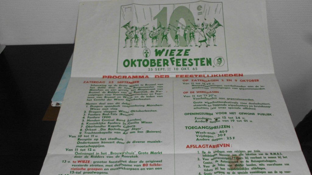 Affiche programa 10 wieze oktober feesten, Collections, Enlèvement ou Envoi, Comme neuf, Autres types