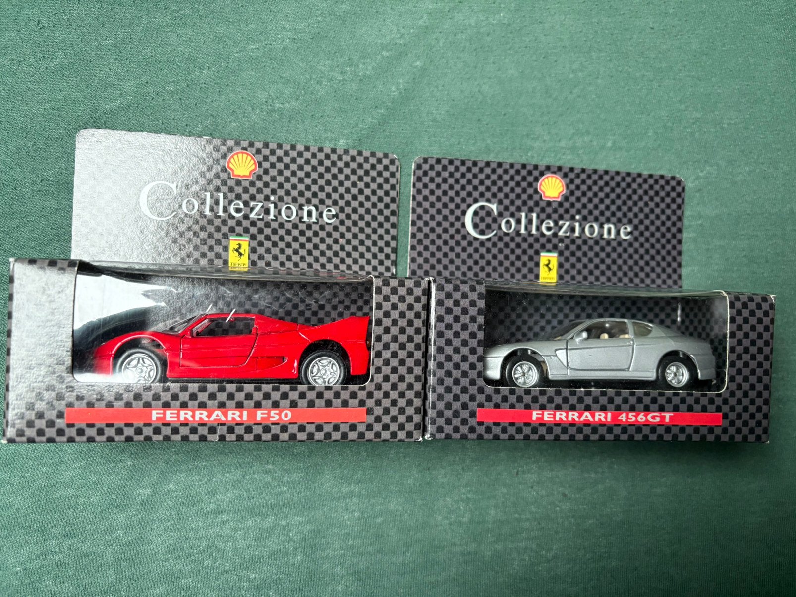 Ferrari F50+ Ferrari 456GT Collezione Shell sealed, Hobby en Vrije tijd, Ophalen of Verzenden, Zo goed als nieuw