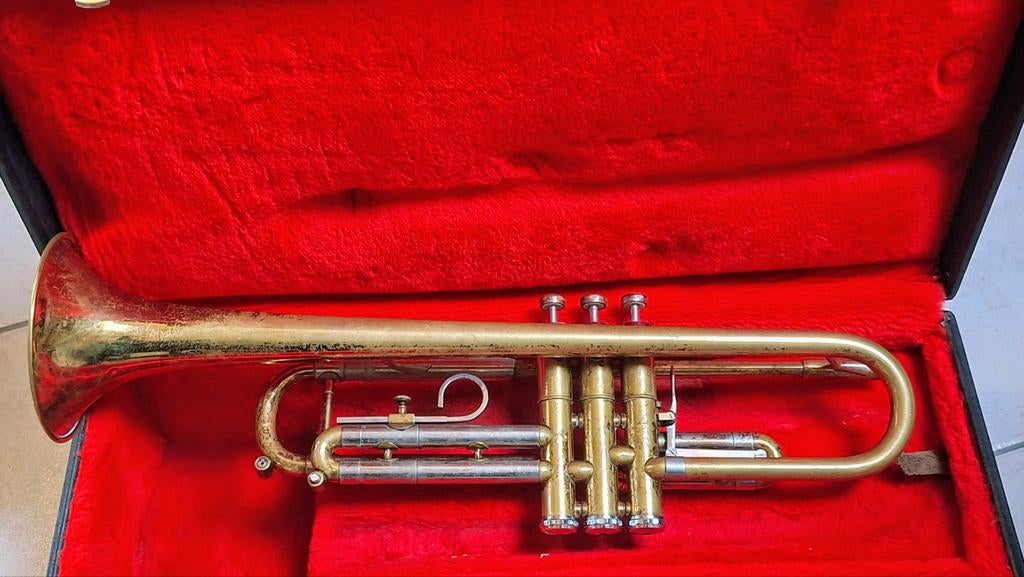 Trompet Bb Getzen Capri met koffer en/of twee trompetten, Muziek en Instrumenten, Ophalen, Gebruikt, Met koffer