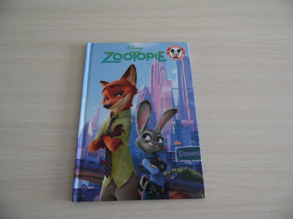 ZOOTOPIE       MICKEY CLUB DU LIVRE, Garçon ou Fille, Enlèvement ou Envoi, Fiction général, Collection DISNEY CINEMA