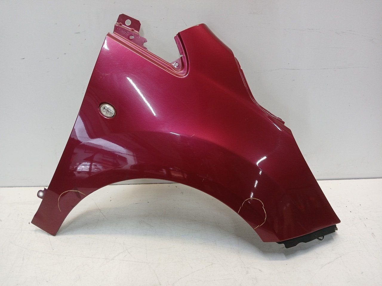 Spatbord rechts voor Ford Ka, Onderdelen@venauto.nl, Van der Ven Autorecycling B.V., Ettenseweg 76, 4706 PB Roosendaal, The Netherlands