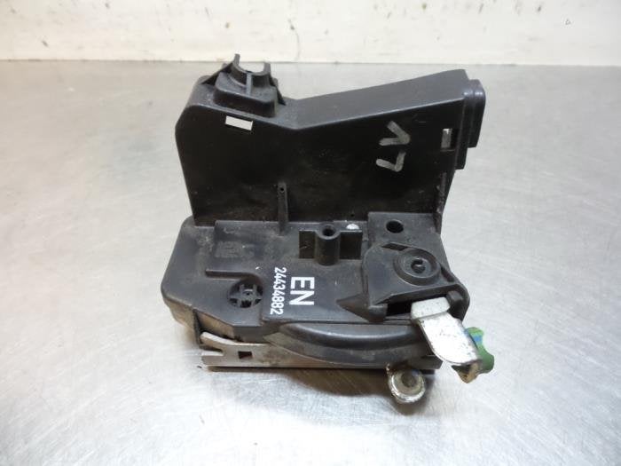 Deurslot Mechaniek 2Deurs links van een Opel Combo (Combo 02, Gebruikt, -, -, Opel