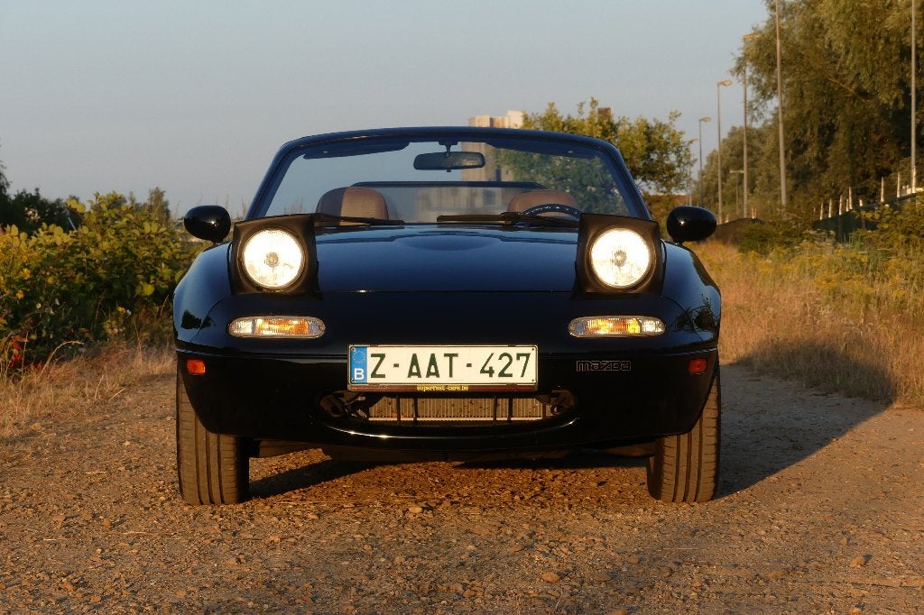 1992 Mazda MX-5, Autos, Oldtimers & Ancêtres, Entreprise, Achat, Mazda, Essence, Cabriolet, 2 portes, Boîte manuelle, Noir, Brun
