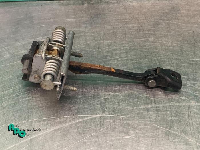 Butée 4portes arrière droite d'un Citroen C4 (C4 10-), Autos : Pièces & Accessoires, -, 3 mois de garantie, Utilisé, -