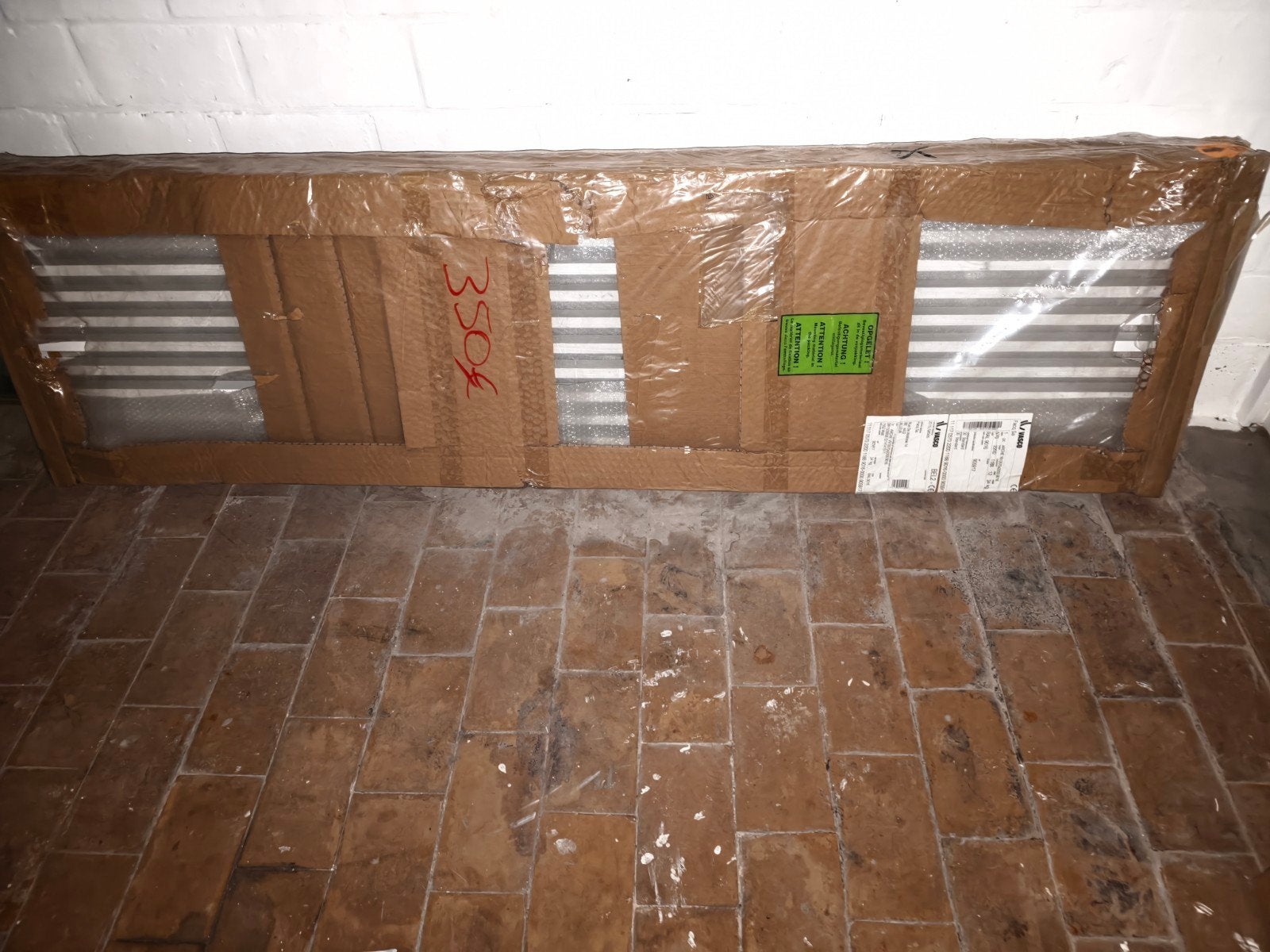 Radiateur vasco 2200 x 570, Huis en Inrichting, Ophalen
