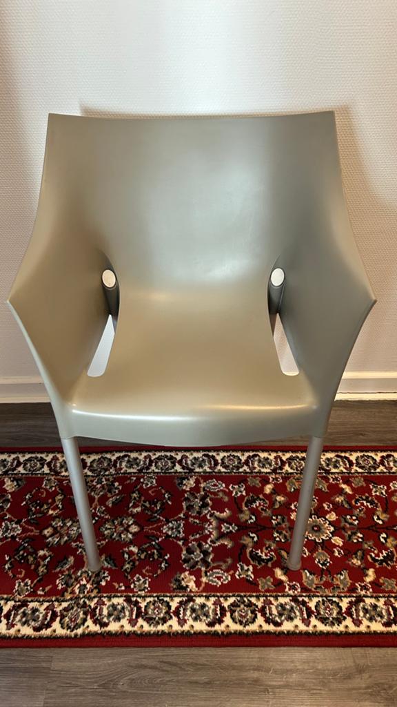 LOT DE 4 CHAISES KARTELL DR. NO – PHILIPPE STARCK –, Antiquités & Art, Art | Objets design, Enlèvement