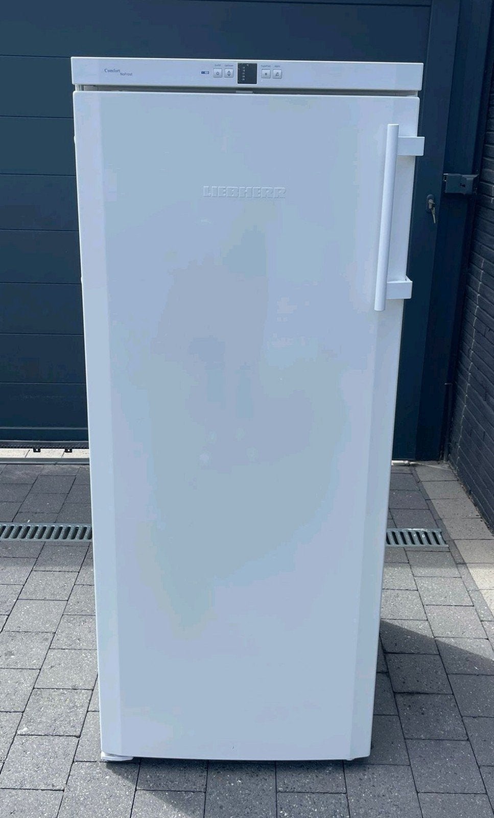 Liepbherr diepvries NoFrost A++ L:145cm B:60cm 6 lades., Elektronische apparatuur, Vriezers en Diepvrieskisten, Zo goed als nieuw