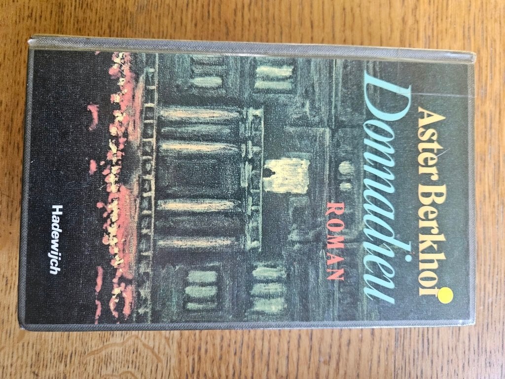 Boek aster berkhof donnadieu, Boeken, Ophalen of Verzenden, Gelezen, Diverse auteurs