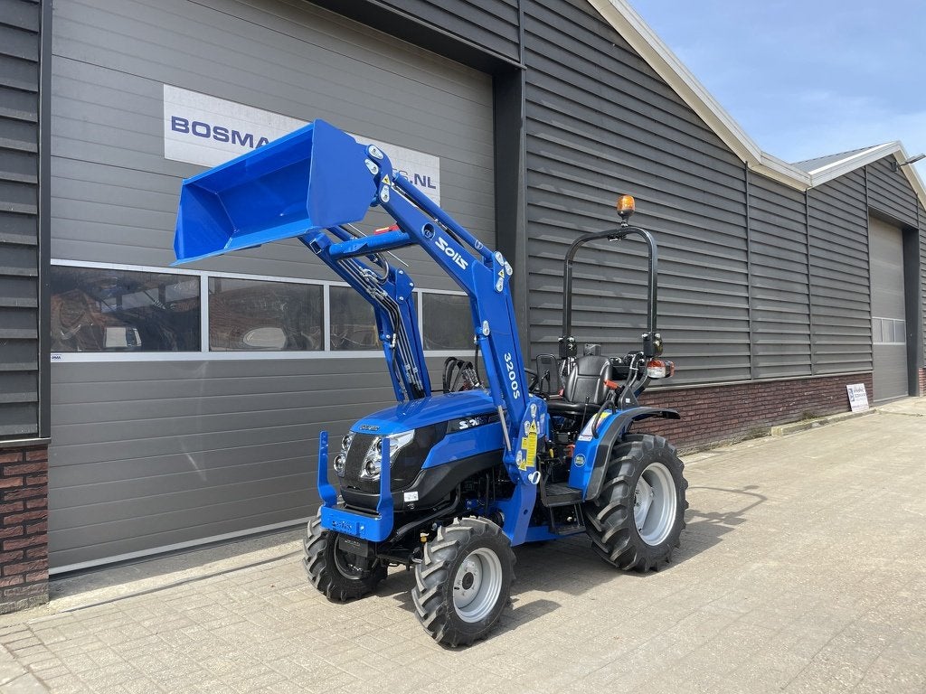 Solis 26 minitractor NIEUW + frontlader op brede agribanden, Articles professionnels, Agriculture | Tracteurs, Neuf, Autres marques