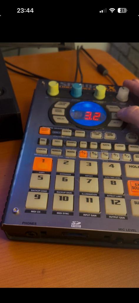 Roland sp 404 sx, Muziek en Instrumenten, Samplers, Ophalen of Verzenden, Gebruikt