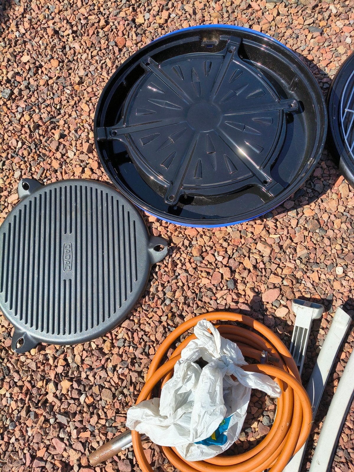 grote kadak barbecue, Ophalen