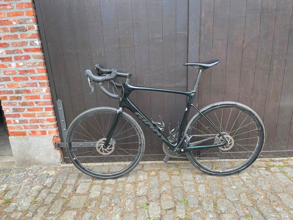 Giant Defy Advanced 1 2023, Fietsen en Brommers, Ophalen, 28 inch, Carbon, Heren