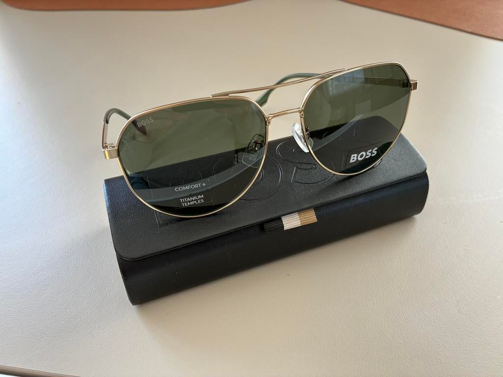 Hugo boss zonnebril, Ophalen, Zo goed als nieuw, Zonnebril