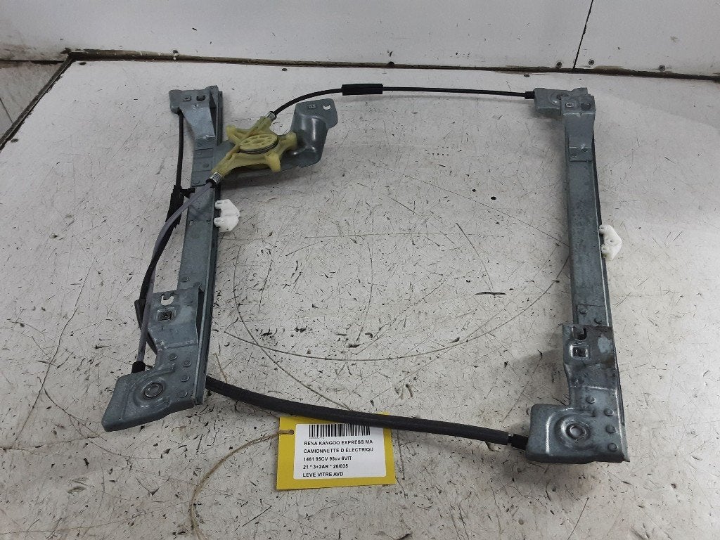 VITRE MECANISME AVANT DROIT Renault Kangoo Express (RFK), Renault, Utilisé, Peter-Huppertz-Straße 5
51063  Köln, DE, Dialog.deutschland@renault.de