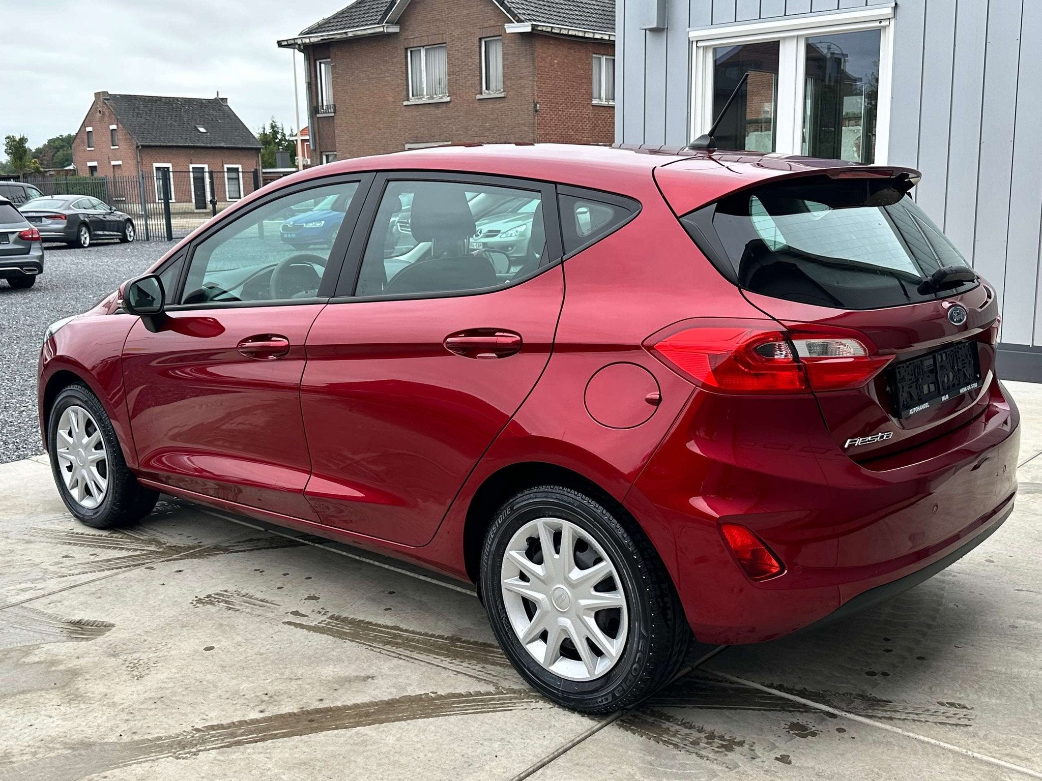 Ford Fiesta Fiesta 1.0 EcoBoost * 12M Garantie *, Autos, Rouge, 998 cm³, Euro 6, Entreprise