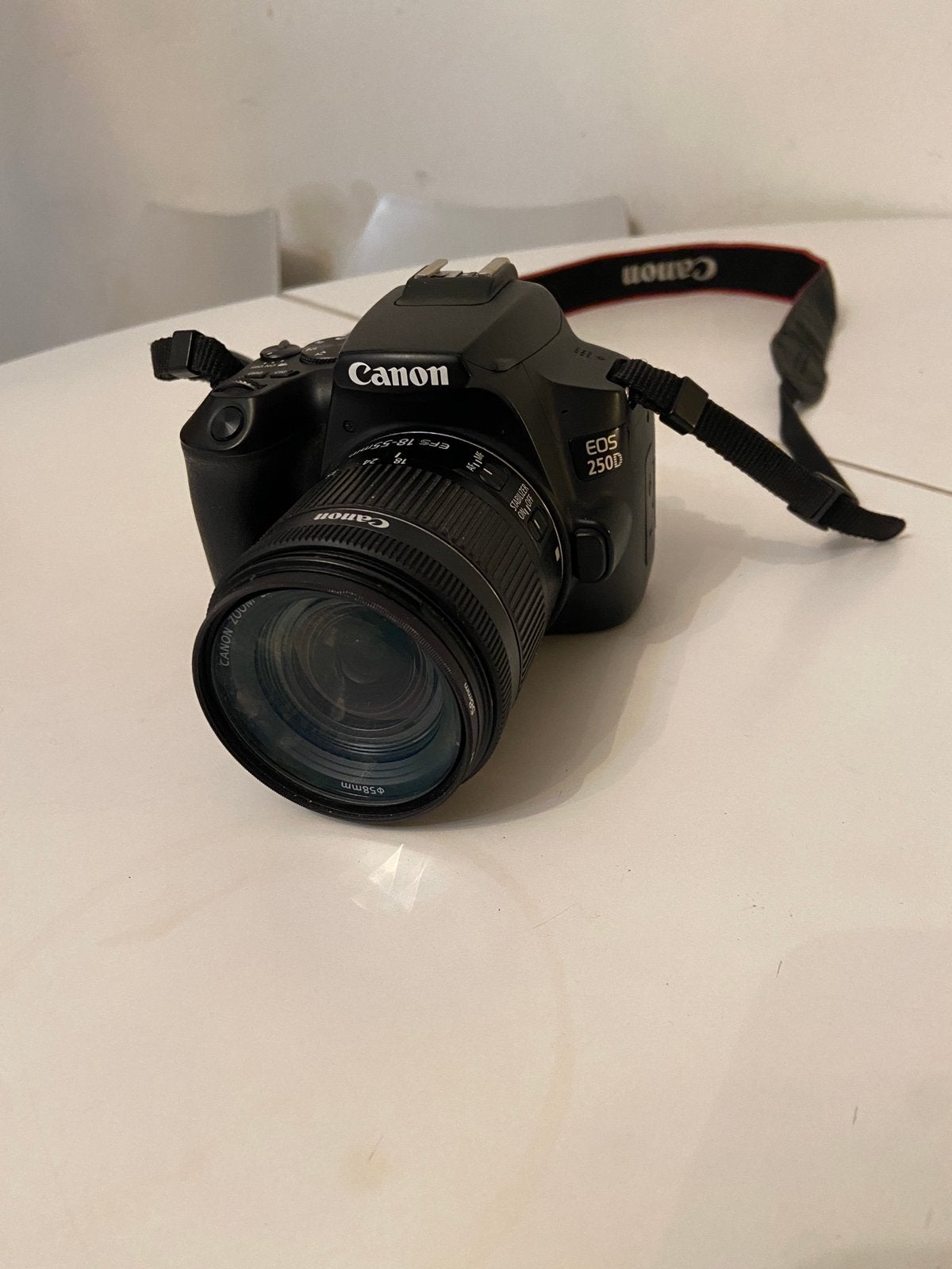 Canon EOS 250D très bon, TV, Hi-fi & Vidéo, Appareils photo analogiques, Comme neuf, Canon, Enlèvement