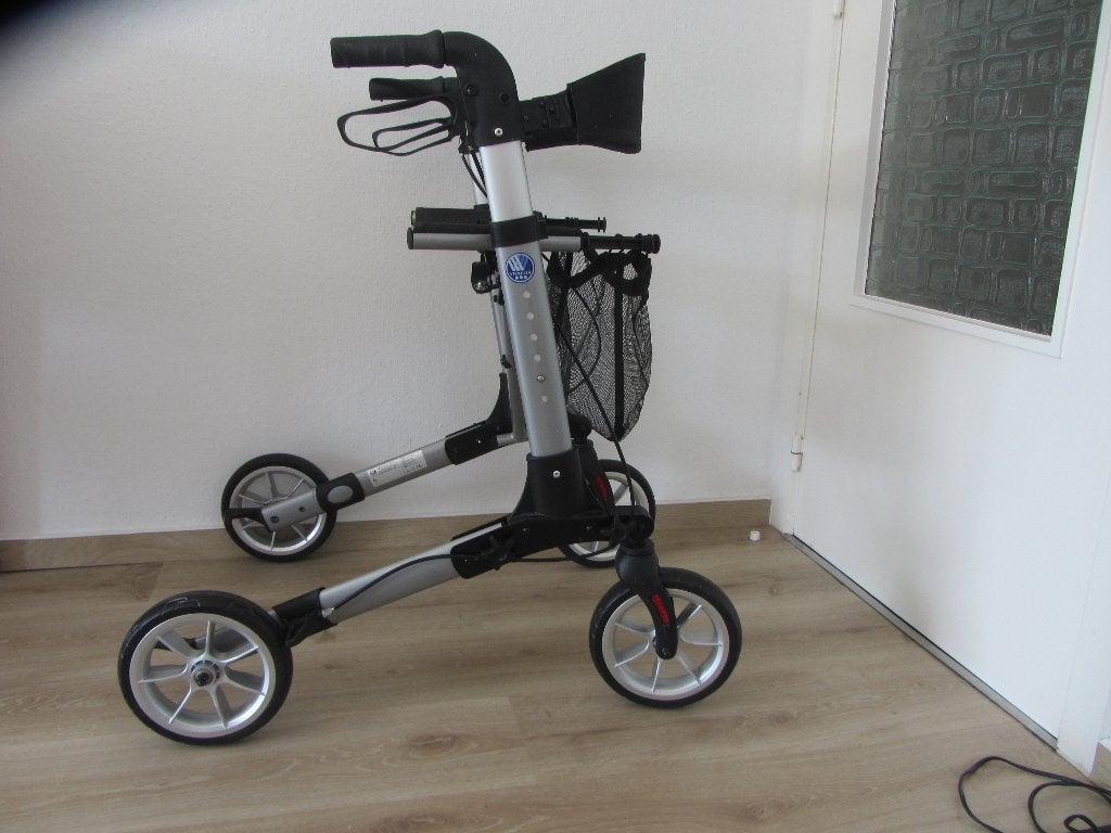 Rollator Vermeiren, mandje en ruggesteun, Diversen, Rollators, Ophalen, Lichtgewicht