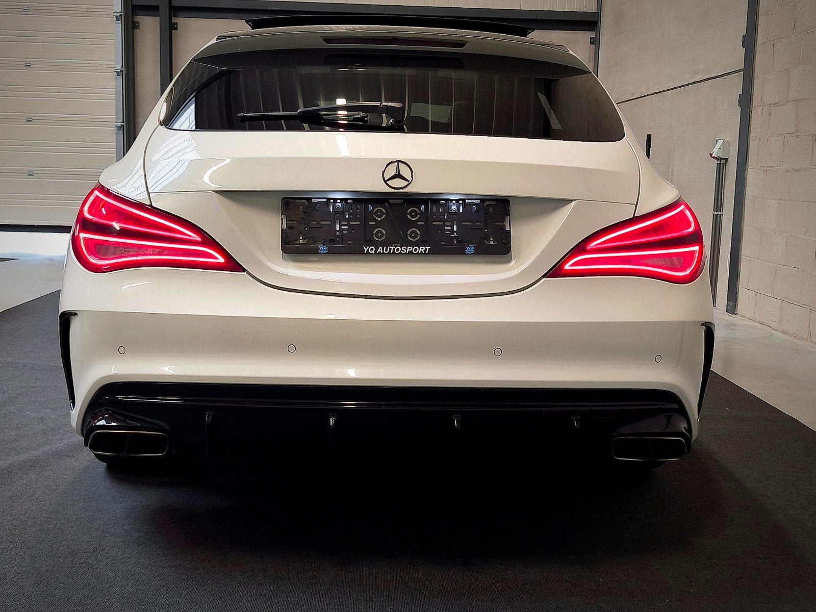 Mercedes-benz cla250 AMG  shooting break panodak, Autos, CLA, Euro 6, Entreprise, Carnet d'entretien
