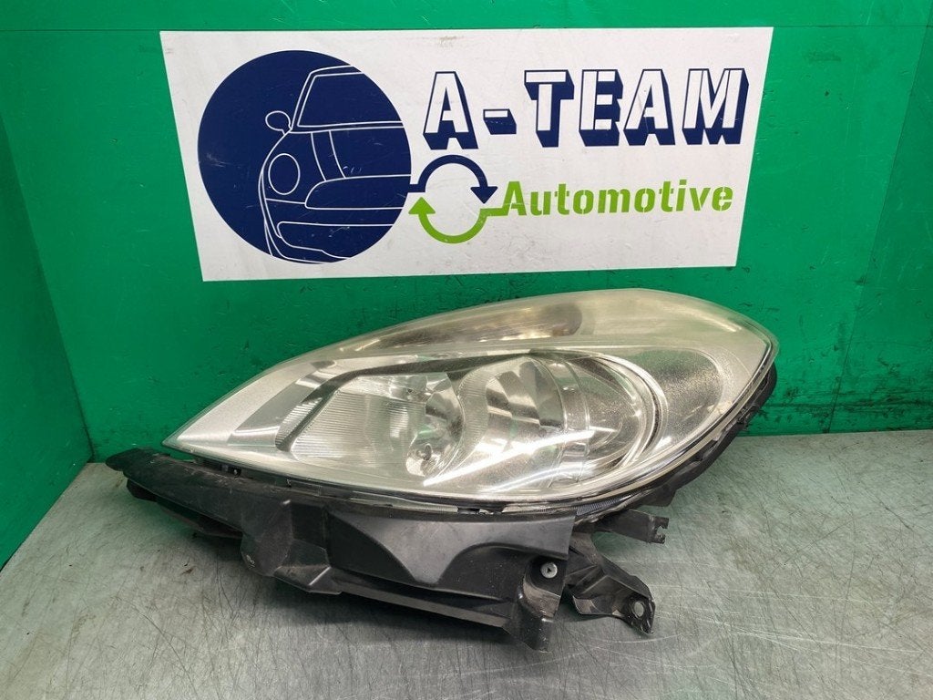 PHARE / OPTIQUE AVANT GAUCHE Renault Clio III (BR / CR), Autos : Pièces & Accessoires, Renault, Utilisé, Peter-Huppertz-Straße 5
51063  Köln, DE