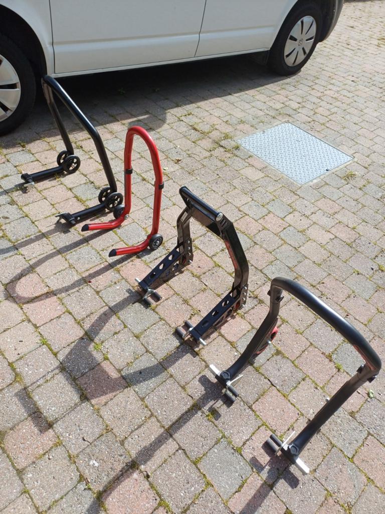 Paddockstanden, Motoren, Ophalen, Gebruikt