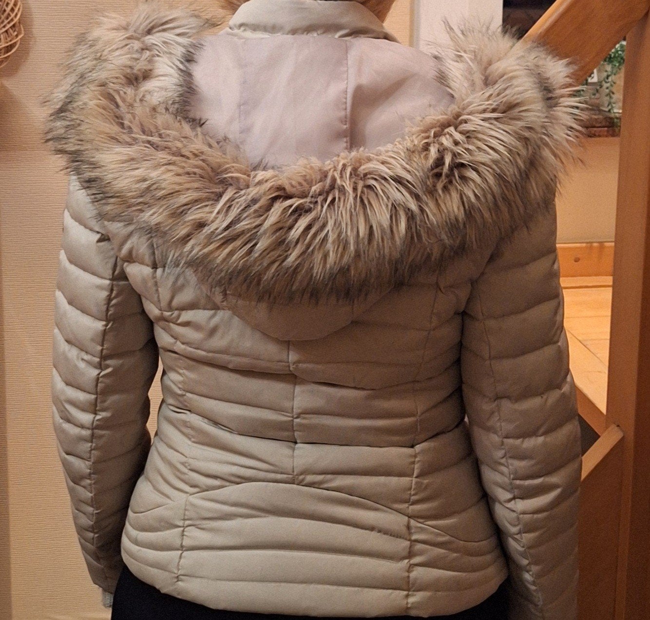 Beige gewatteerde jas met bontkraag van street one. Maat 38, Kleding | Dames, Jassen | Winter, Ophalen, Maat 38/40 (M), Beige
