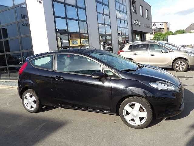 Ford Fiesta 1.25i met airco met garantie., Autos, 1242 cm³, Boîte manuelle, Essence, Noir