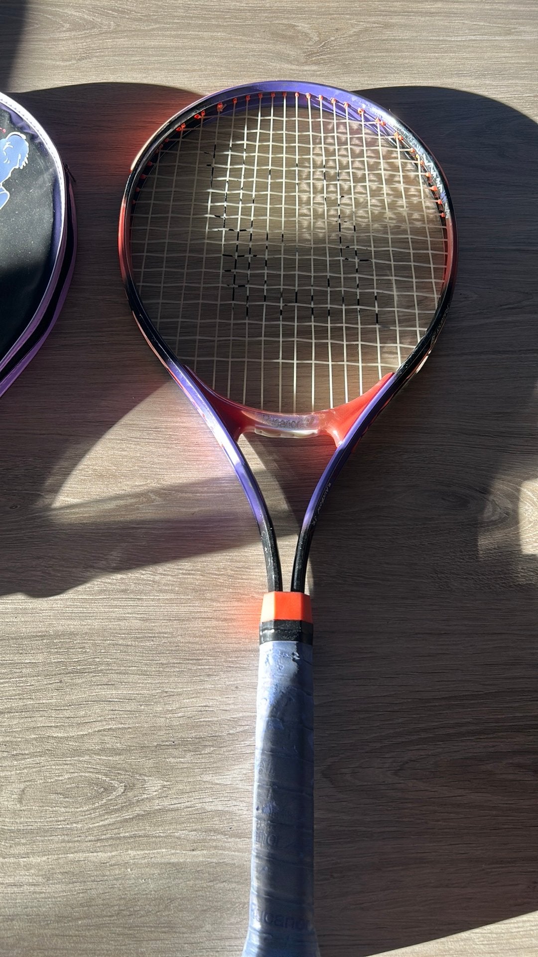 Tennisracket, Enlèvement, Comme neuf