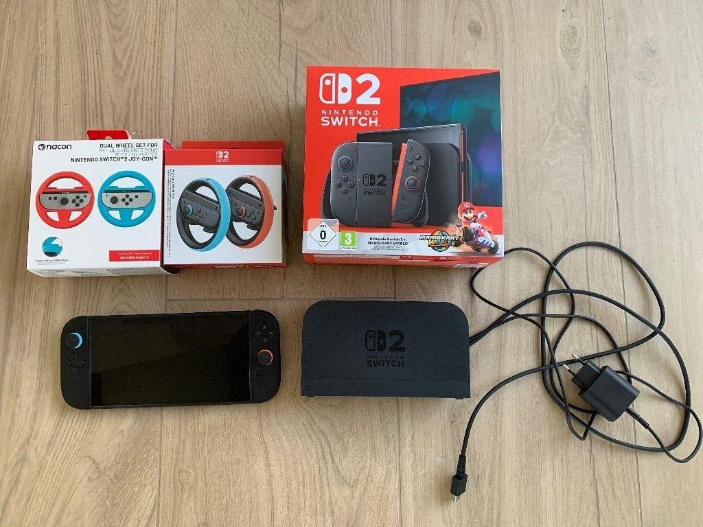 Nintendo switch 2, Games en Spelcomputers, Ophalen, Zo goed als nieuw, Met 2 controllers