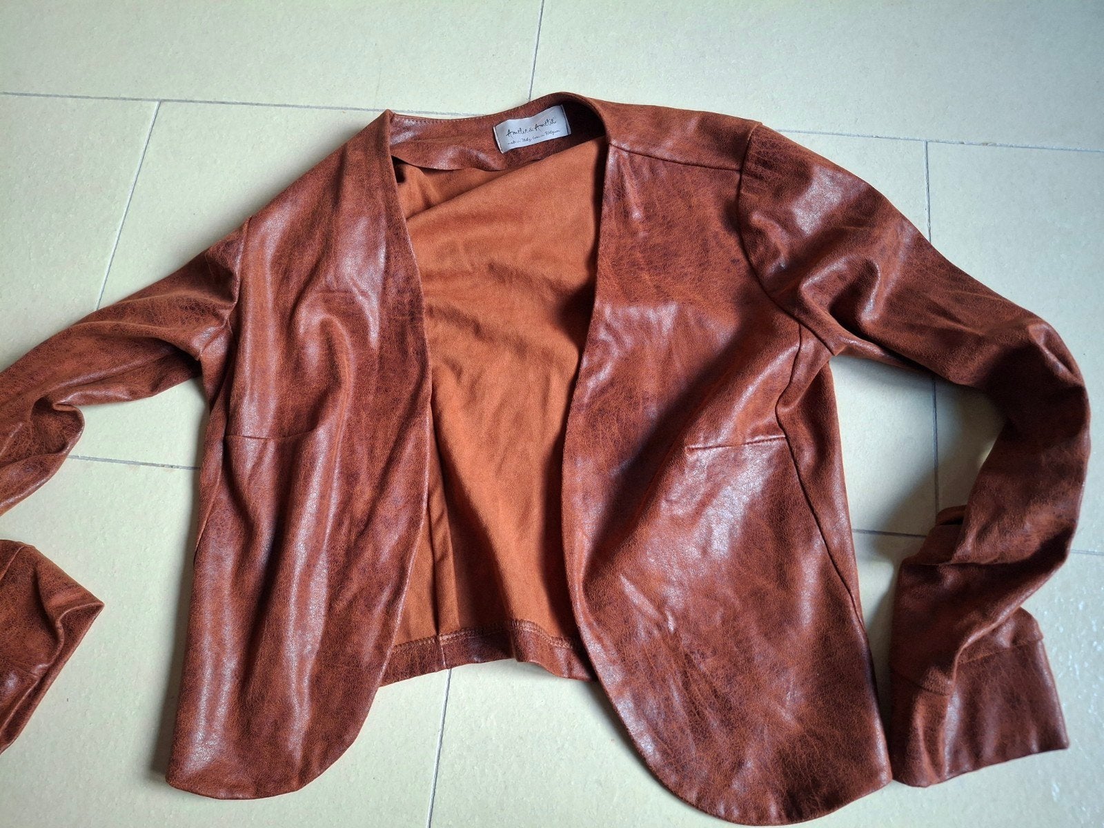 Bruin lederen kort jasje Amelie Amelie mt Medium, Kleding | Dames, Ophalen of Verzenden