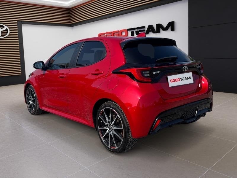 Toyota Yaris GR Sport 1.5HSD, Rouge, Achat, Euro 6, Entreprise