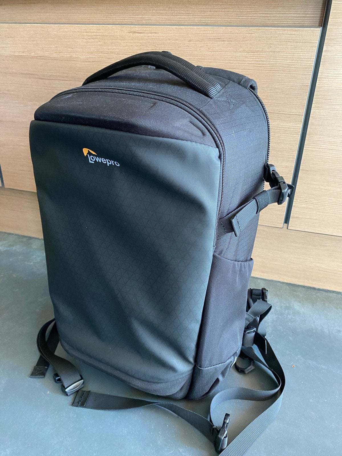 Lowepro Flipside BP 300 AW III - Black, TV, Hi-fi & Vidéo, Enlèvement ou Envoi, Comme neuf, Lowepro