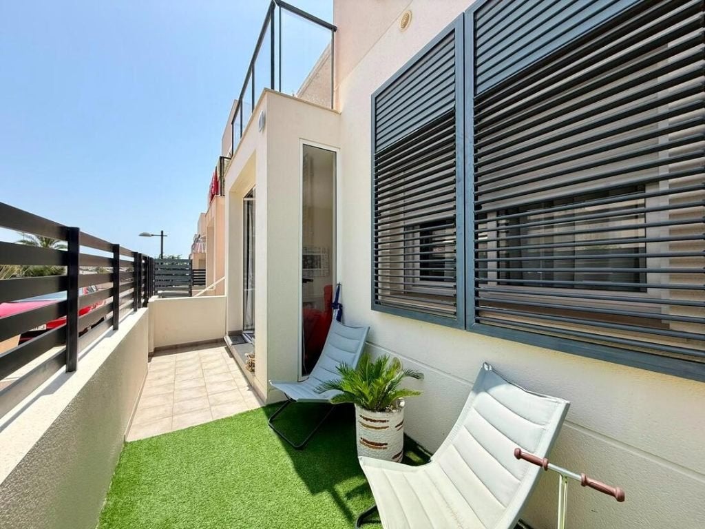 Appartement moderne au rez-de-chaussée à Torrevieja, Torrevieja, 81 m², 2 pièces, Appartement