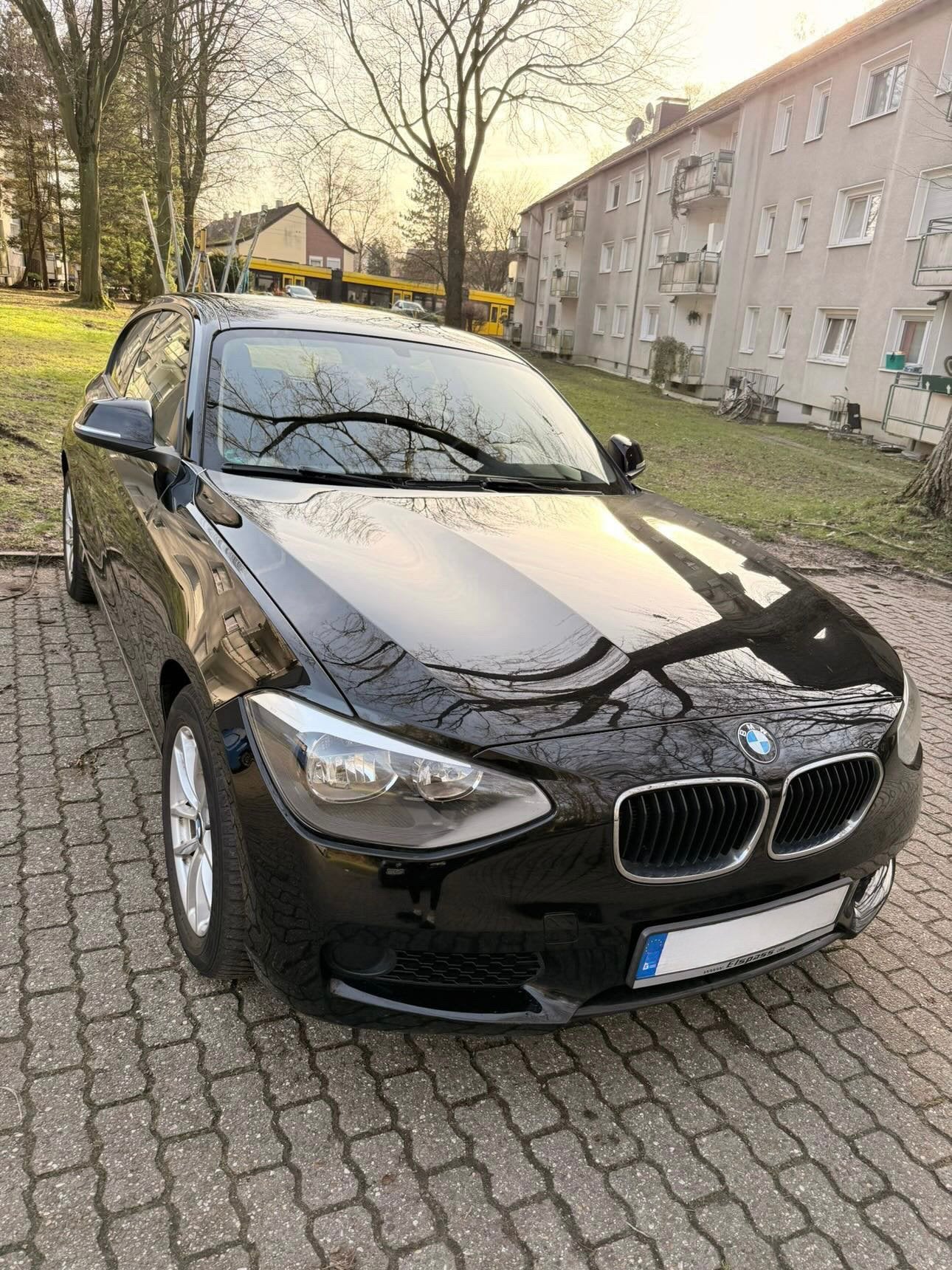 BMW 116i/2014/1.6 essence/120 000 km/, Autos, BMW, Particulier, Série 1, Système de navigation, Essence, Euro 6, 3 portes, Boîte manuelle