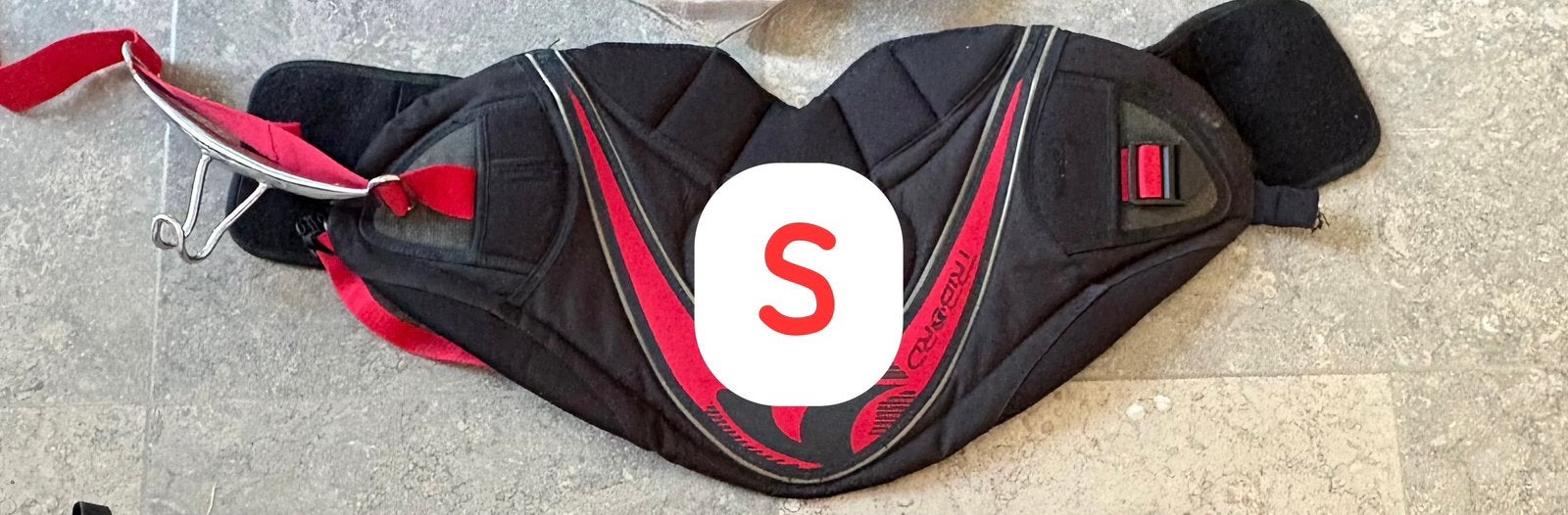 Harnais trapèze PETIT. 39€., Sports nautiques & Bateaux, Kitesurf, Enlèvement, Comme neuf
