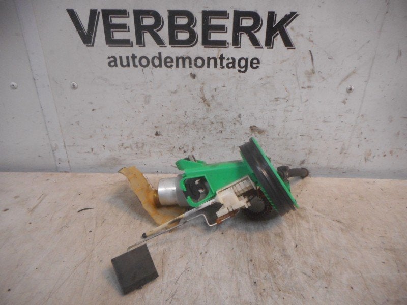 POMPE CARBURANT ELECTRIQUE BMW 3 serie (E36 / 4), Utilisé, BMW, Petuelring 130
80809  München, DE, Bayerische Motoren Werke AG