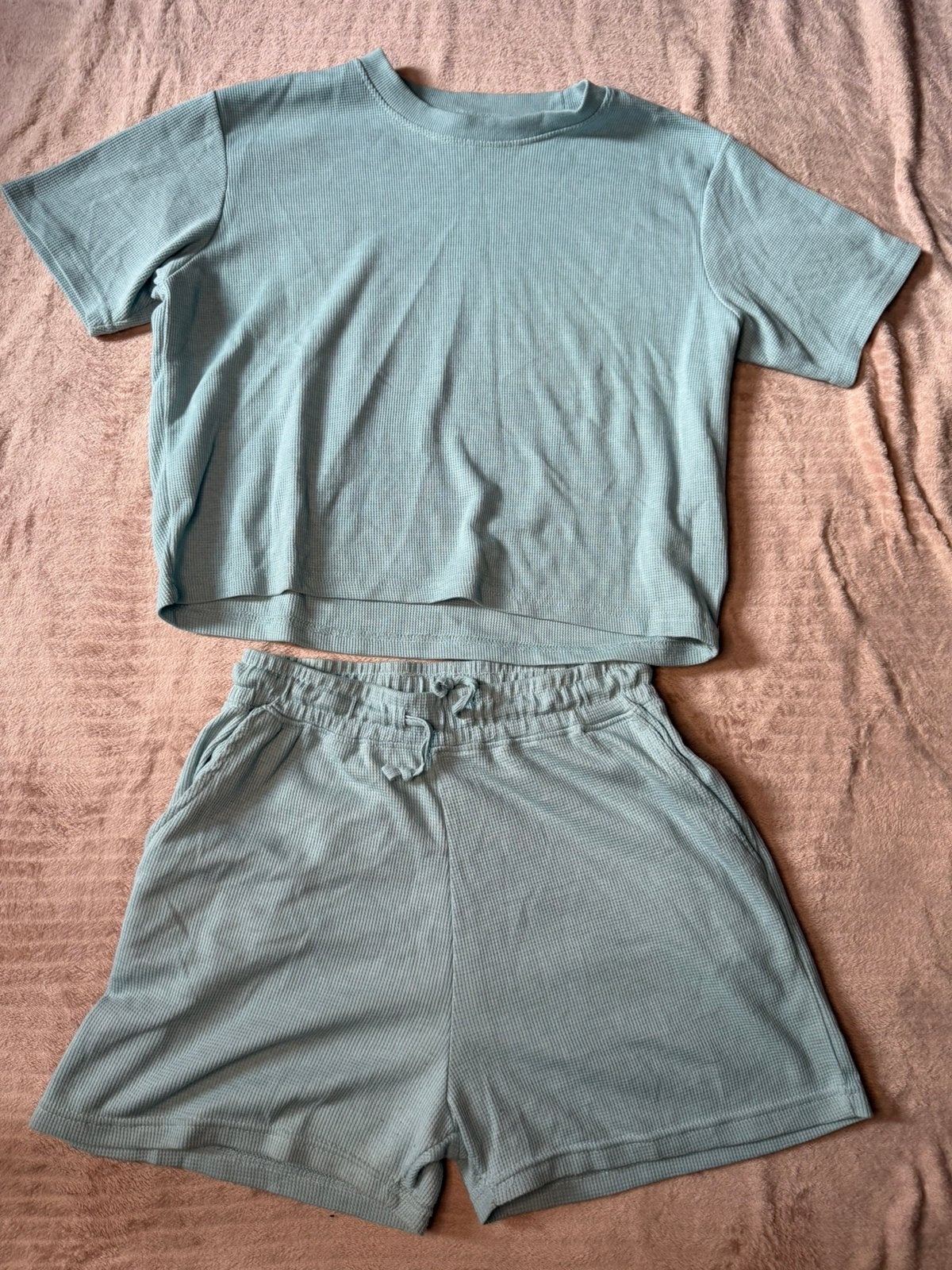 Homewear-set (T-shirt en korte broek) maat 40, Kleding | Dames, Jumpsuits, Verzenden, Gedragen, Blauw