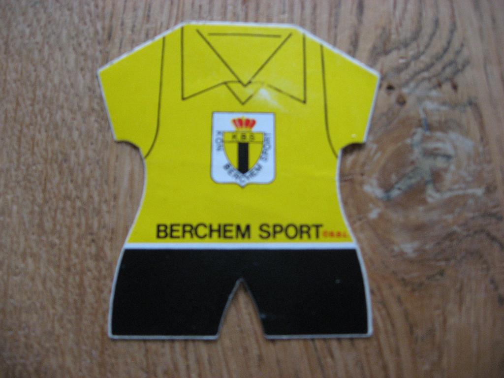 Kon Berchem Sport Vintage Sticker Voetbal, Ophalen of Verzenden, Nieuw, Sport