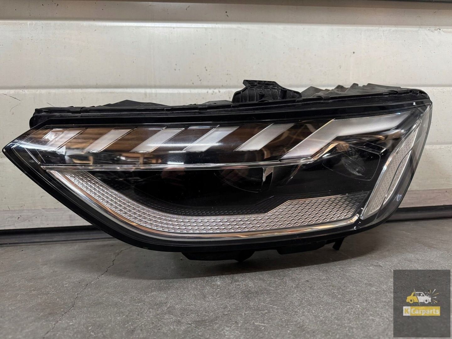 Audi A4 S4 B9 8W VOLLEDIGE LED MATRIX linker LIFT-lamp 8W094, Gebruikt, AUDI AG, Auto-Union-Strasse 1
85045  Ingolstadt, DE, Audi