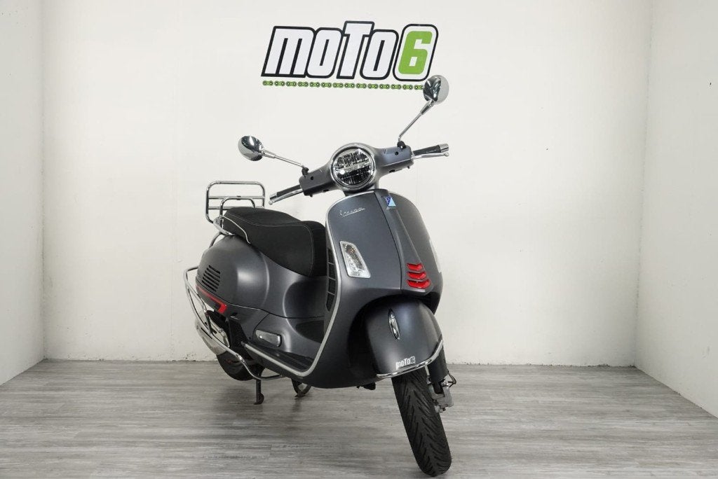 Vespa GTS 125 Supersport, Motos, Scooter, Entreprise, Occasion, Permis Moto A1 minimum