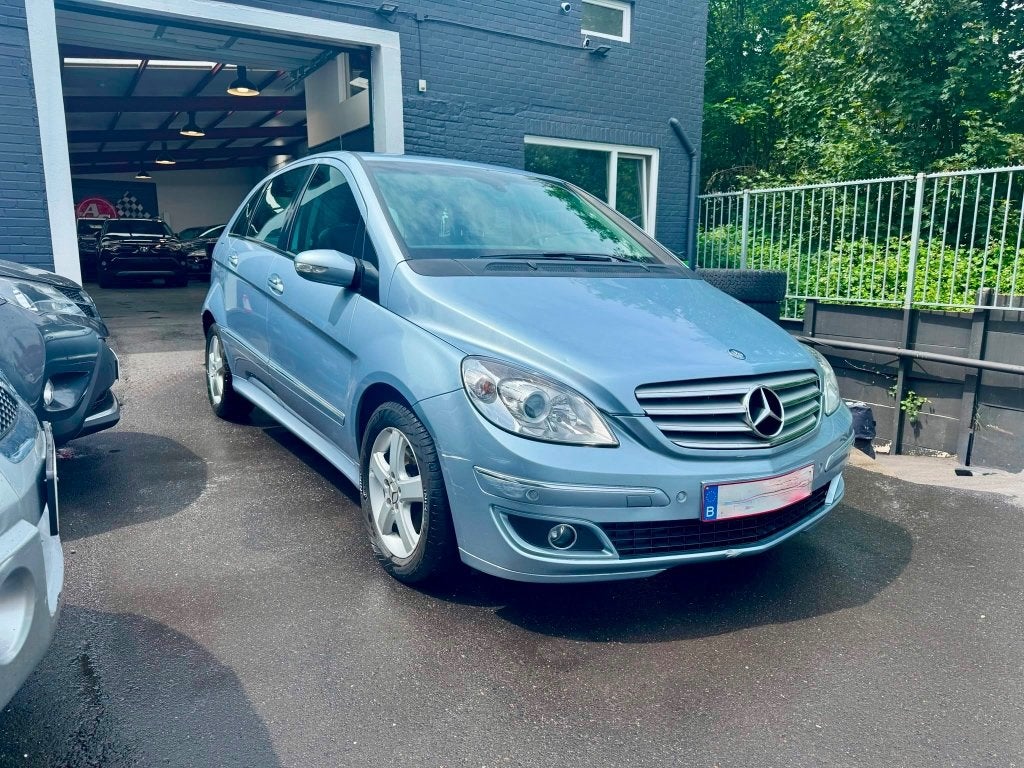 Mercedes B180 160 000 km Boite auto, Autos, Cuir, Achat, Carnet d'entretien, Noir