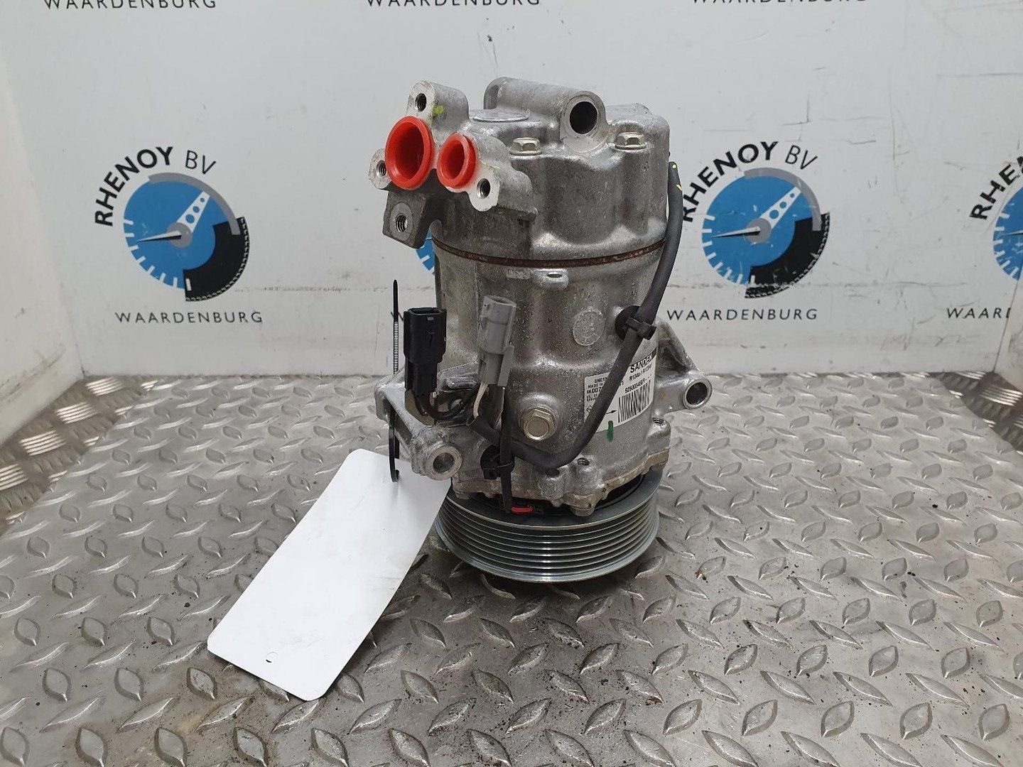 RENAULT CLIO AIRCO COMPRESSOR / AIRCOPOMP 926005450R 2019, Ophalen of Verzenden, Gebruikt, Stiba lid
