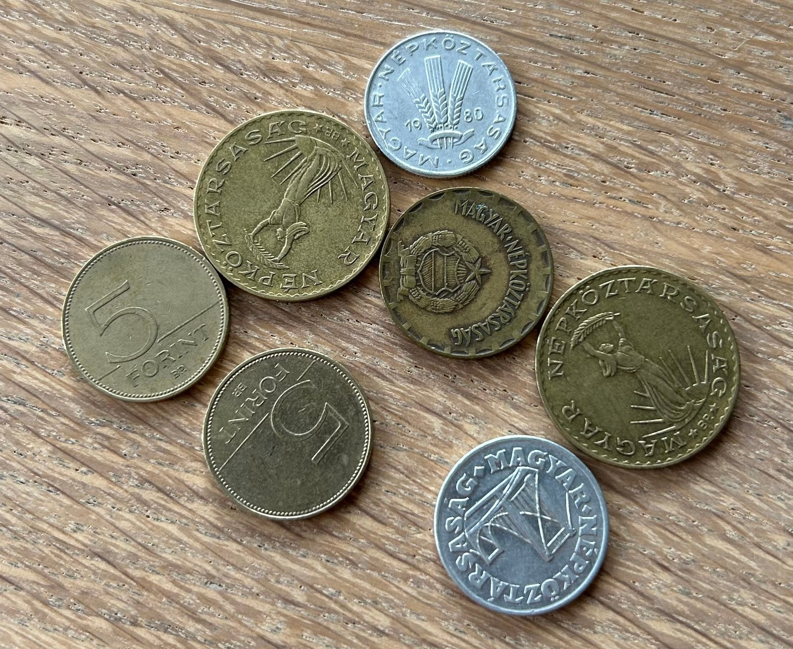 Munten Hongarije, Enlèvement