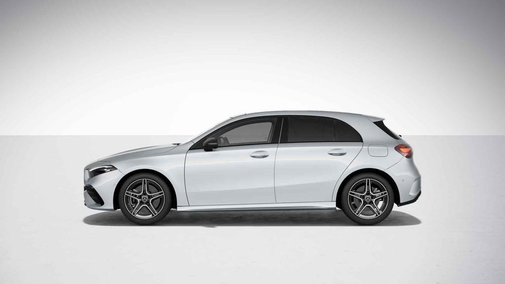 Mercedes-Benz A-klasse 250 e Hatchback AMG Line | Panoramisc, Stof, Gebruikt, 4 cilinders, 16 kWh
